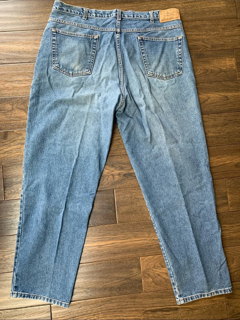 Eddie Bauer Faded Blue Relaxed Men's Jeans. Pre-Owned. Size:40x30.